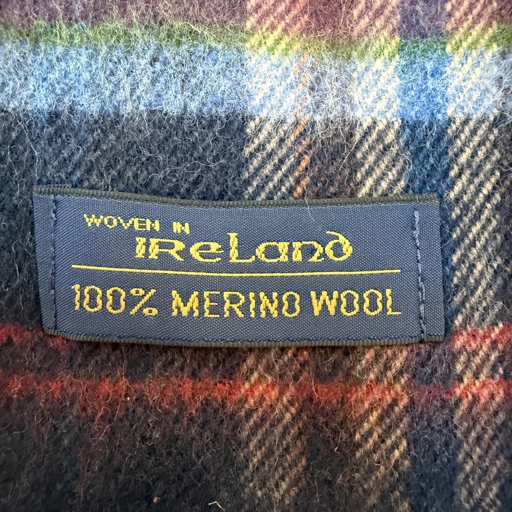 Ireland Merino Wool Scarf 🇮🇪 – Blue & Red Plaid - Made in Ireland - Picture 8 of 10